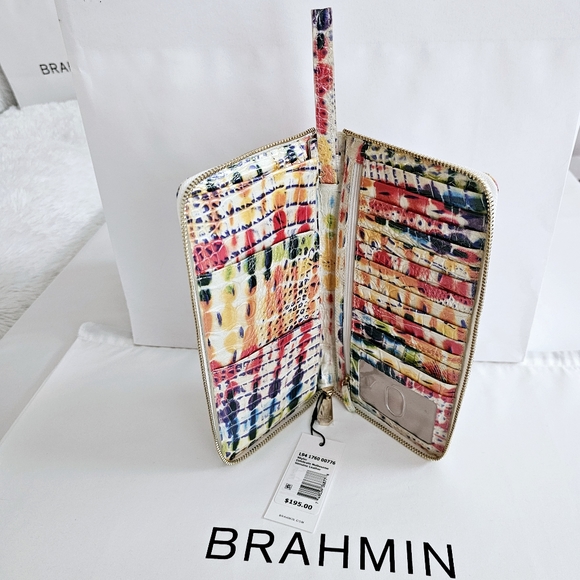 NWT BRAHMIN CELEBRATE MELBOURNE SKYLER CLUTCH ☆HARD TO FIND☆ - Picture 9 of 16